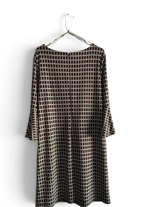 Burgundy & Cream Bell Sleeve Dress